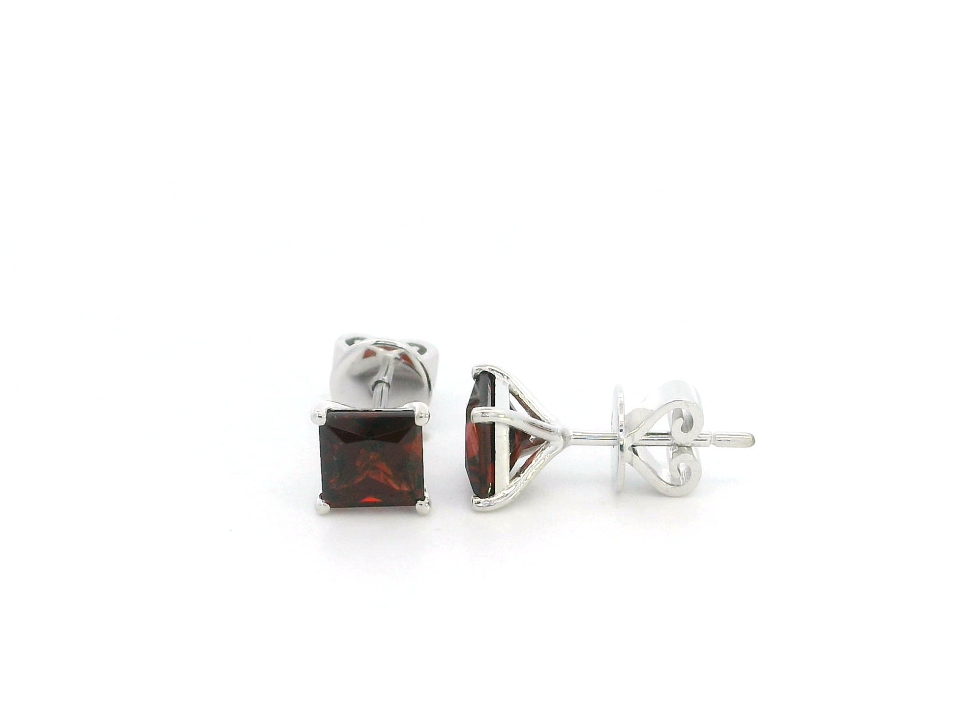 Princess Cut Garnet Stud Earrings in 18K White Gold with 1.68 Carat Natural Garnets