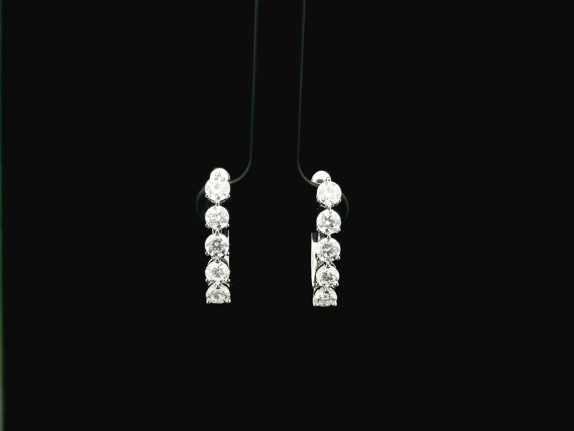 18K white gold diamond hoop earrings with 2.11 carat round natural diamonds