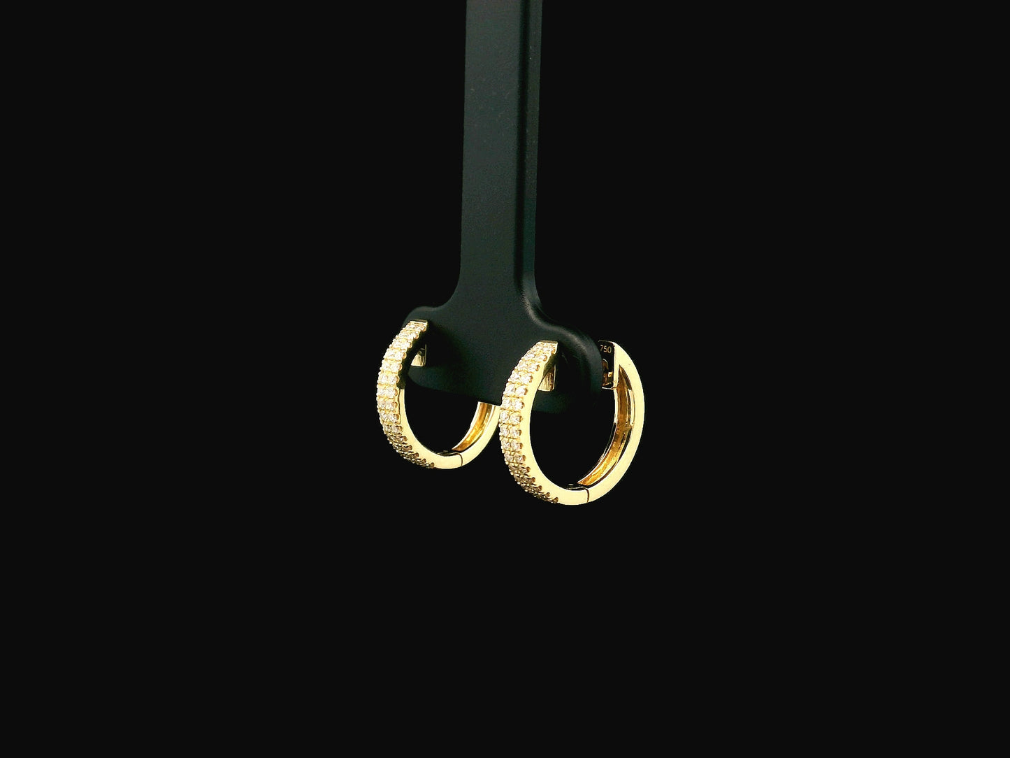 Diamond huggie hoop earrings in 18K yellow gold with 0.30 carat pavé natural diamonds