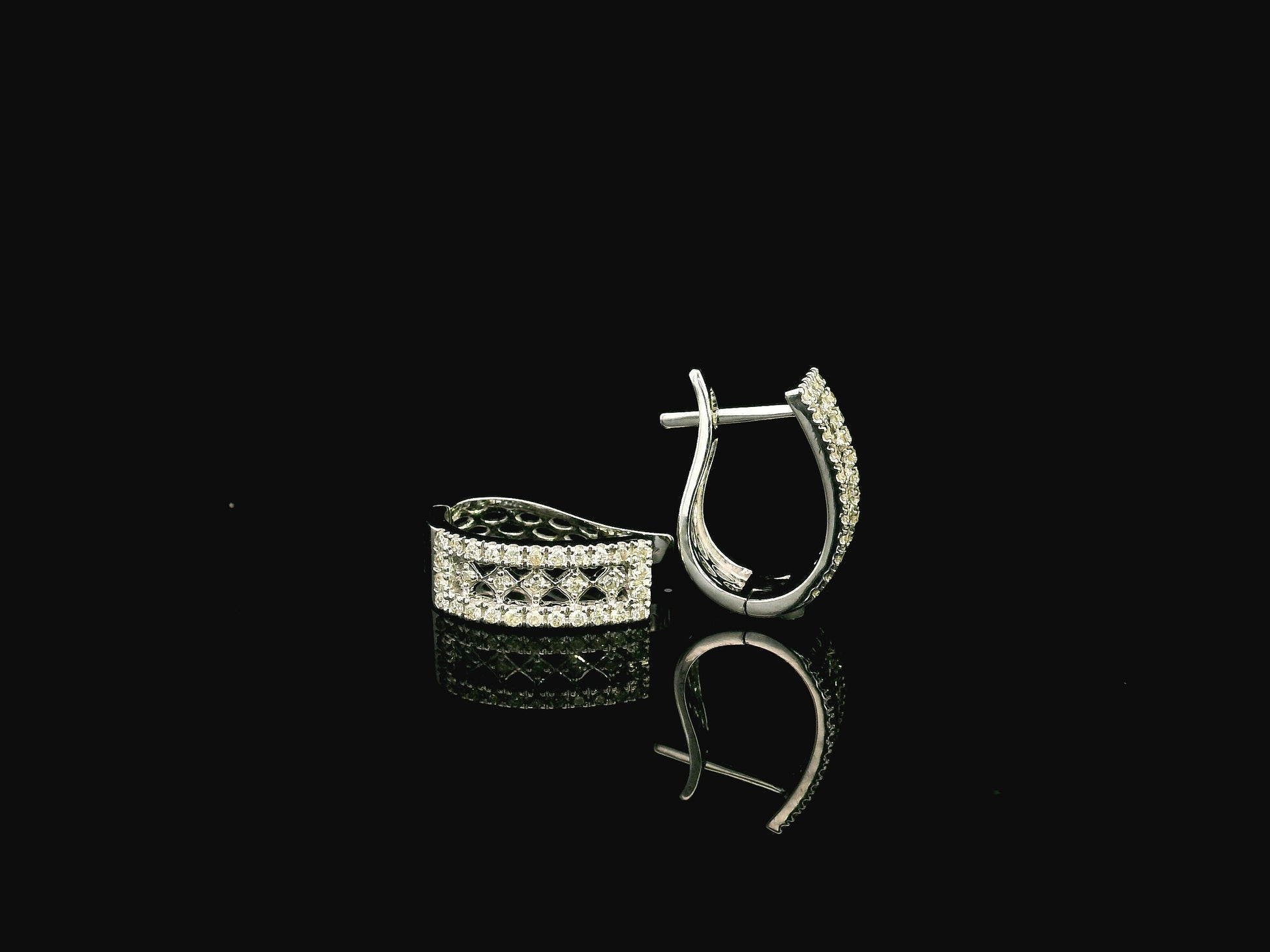 18K white gold diamond hoop earrings featuring 0.30 carat natural diamonds in a modern rectangular hoop design with hinged closures.