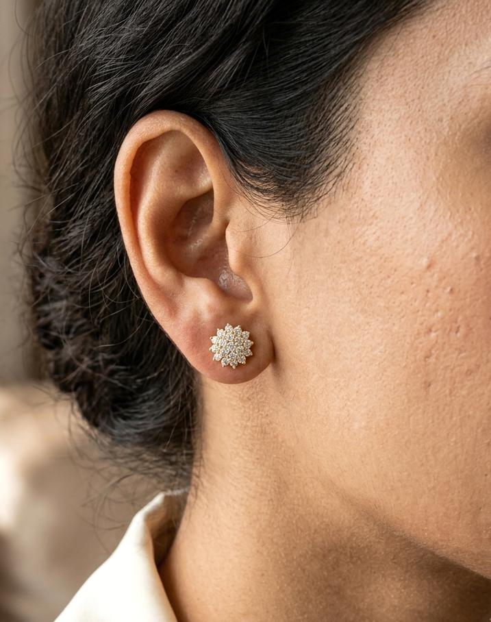 18K Yellow Gold Diamond Cluster Stud Earrings with 0.68 Carat Natural Diamonds