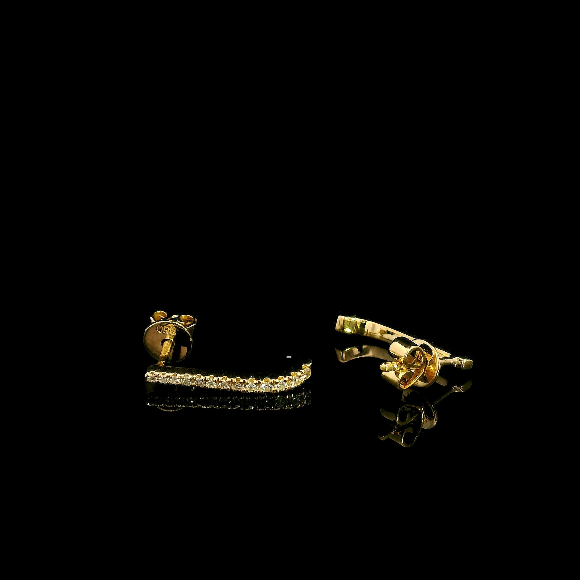 Long diamond bar stud earrings in 18K yellow gold with round brilliant diamonds