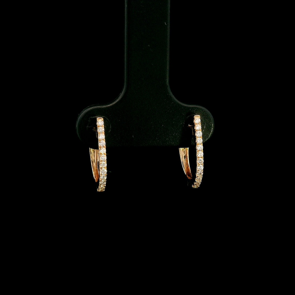 Diamond hoop earrings in 18K rose gold with round diamonds and elongated design