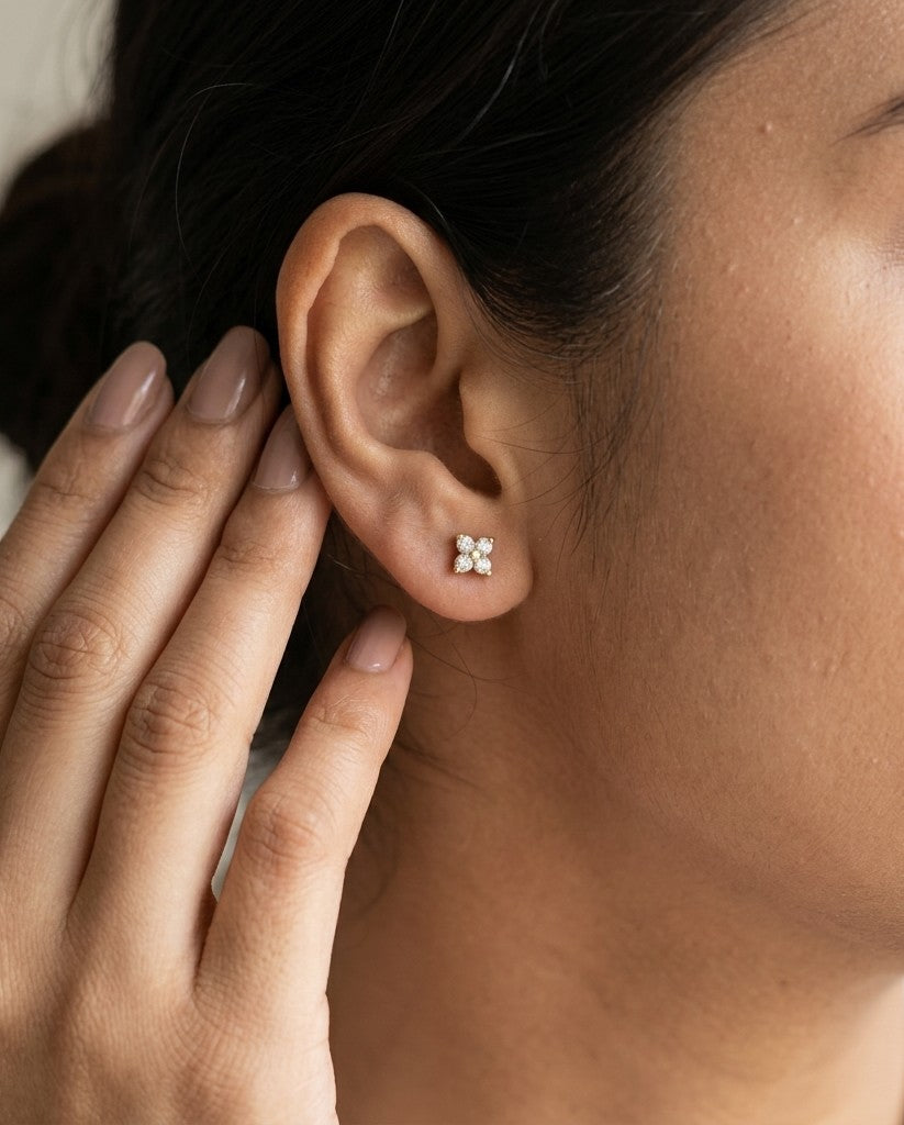Diamond Stud Earrings in 18K Yellow Gold – Four Stone Cluster Design