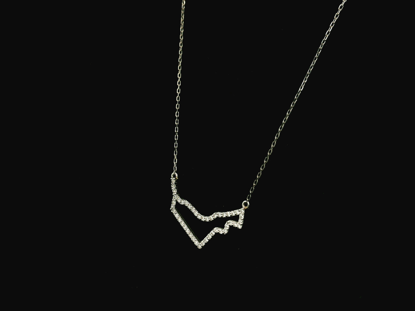 Diamond UAE map necklace in 18K white gold with pavé diamonds