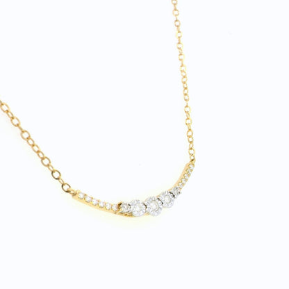 18K Gold Diamond Necklace with Miracle Plate Setting – 0.16 Carat Diamonds