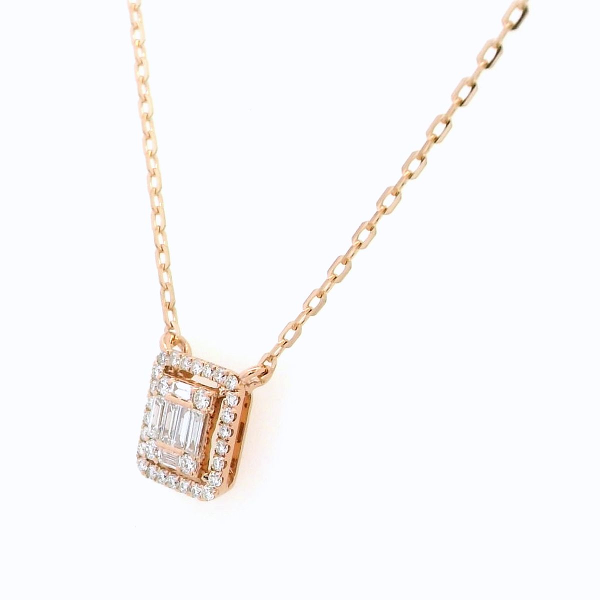 Elegant 18K Gold Diamond Cluster Pendant Necklace with Round & Baguette Diamonds