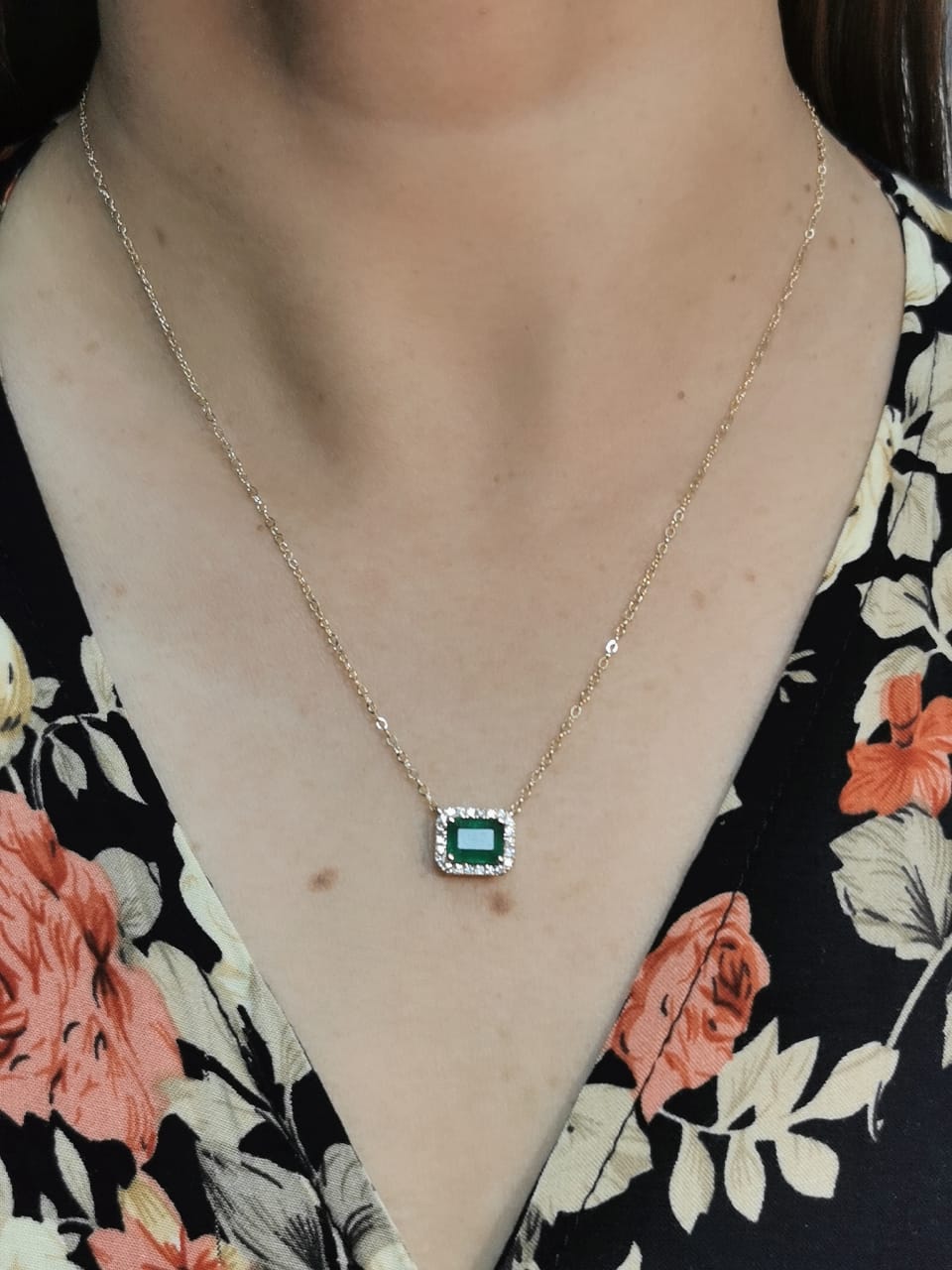 18K Yellow Gold Emerald-Cut Emerald Necklace with Diamond Halo