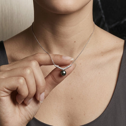 Tahitian Black Pearl and Diamond Necklace in 18K White Gold