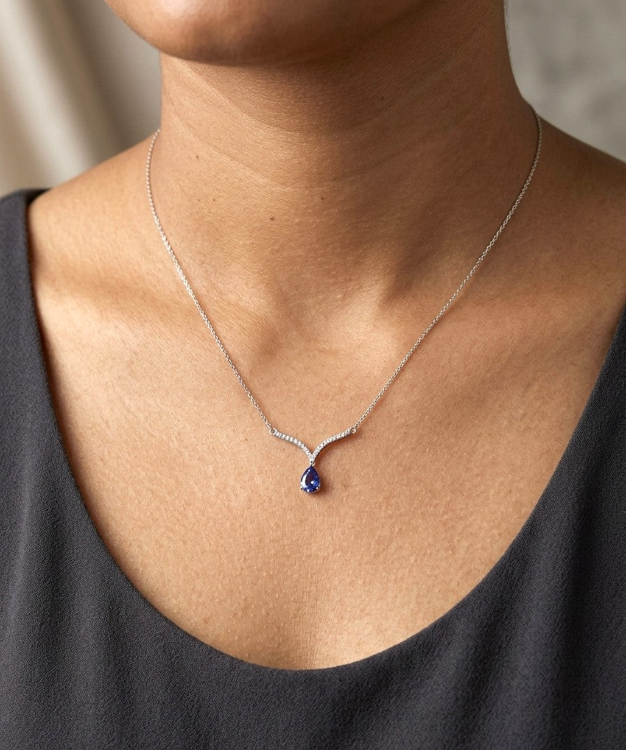 Tanzanite and Diamond Necklace in 18K White Gold. Pear Shaped Tanzanite
