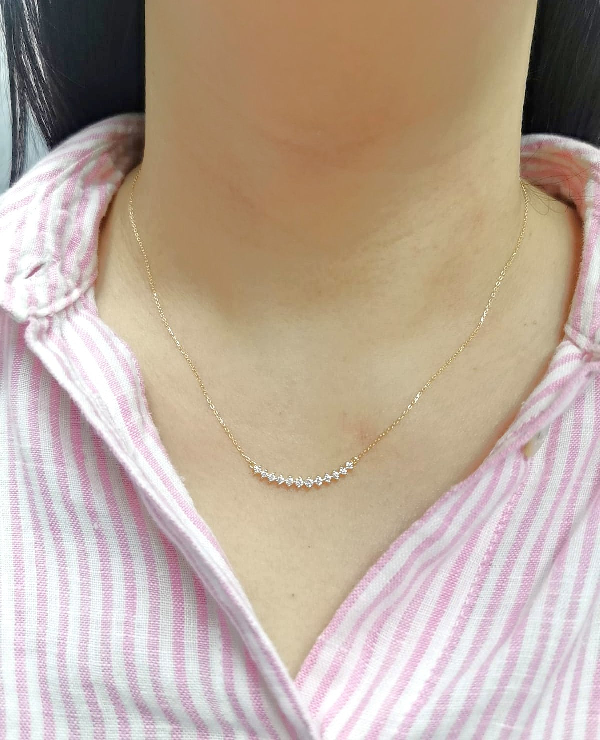 18K Yellow Gold Diamond Curved Bar Necklace with 0.28 CTW, Minimalist Design