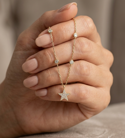 Diamond Star Necklace 18K Yellow Gold