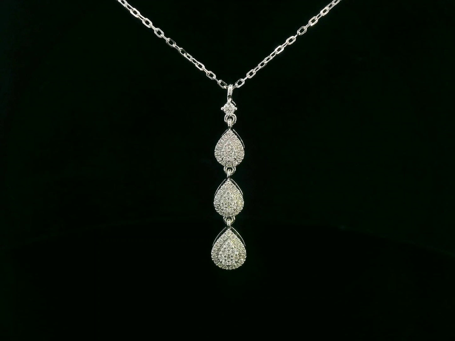 18K white gold diamond drop necklace featuring three pear-shaped pavé-set diamond drops – Emirates Diamonds