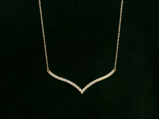 18K yellow gold V-shaped diamond necklace with 0.33ct round diamonds — Emirates Diamonds