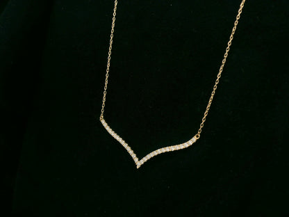 18K yellow gold V-shaped diamond necklace with 0.33ct round diamonds — Emirates Diamonds