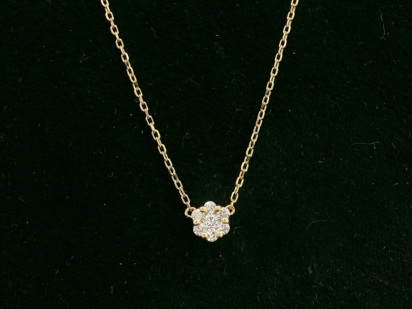 18K yellow gold diamond cluster necklace with round brilliant diamonds, total diamond weight 0.09 carat – Emirates Diamonds