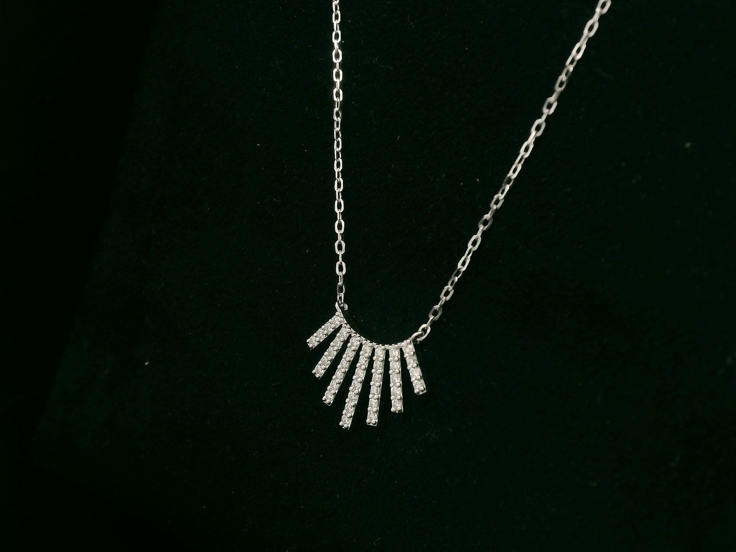 18K white gold diamond pendant necklace with pavé diamonds, total diamond weight 0.34 carat – Emirates Diamonds