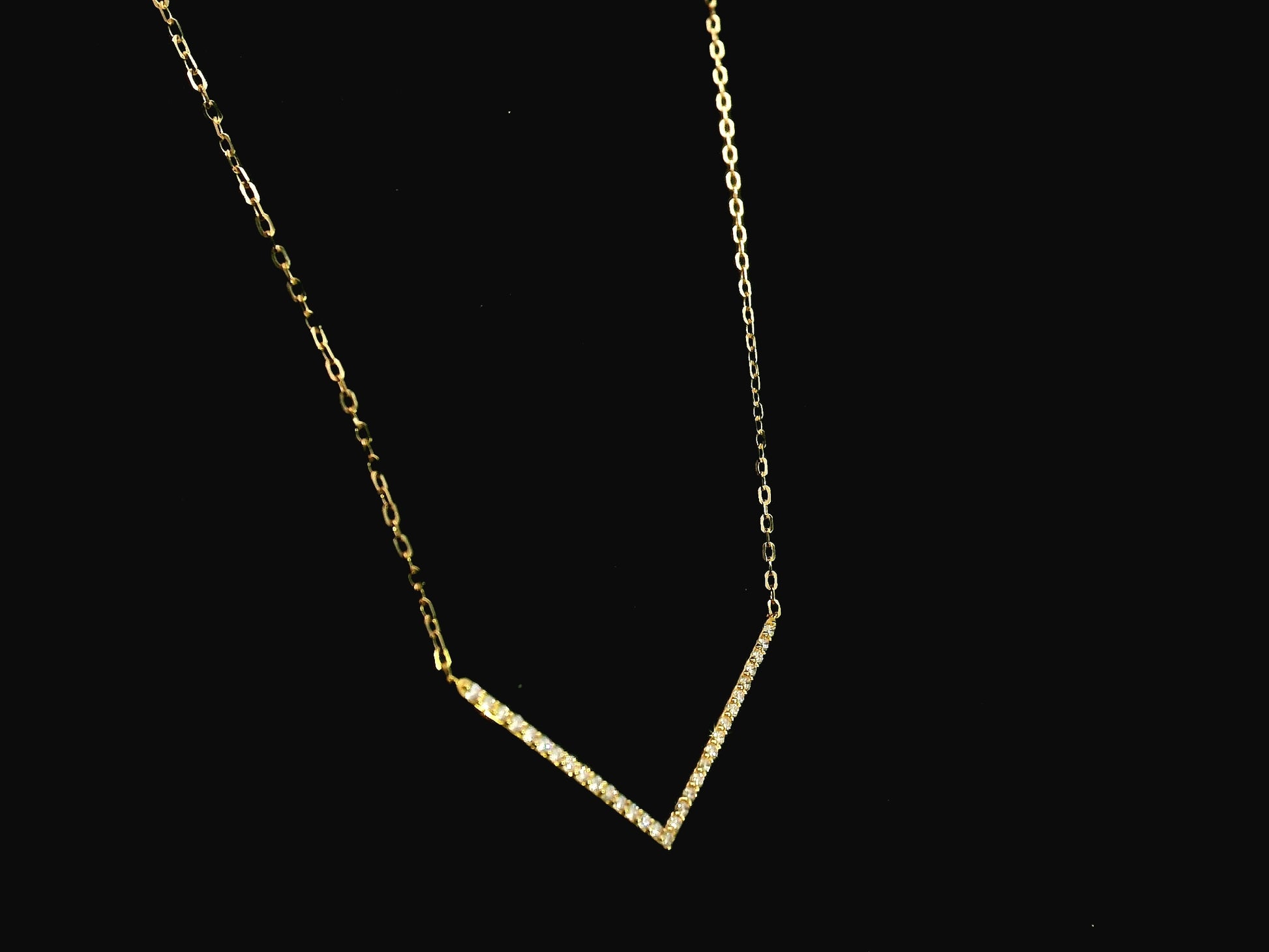 Diamond chevron necklace 0.28 carat in 18K yellow gold minimalist pendant by Emirates Diamonds