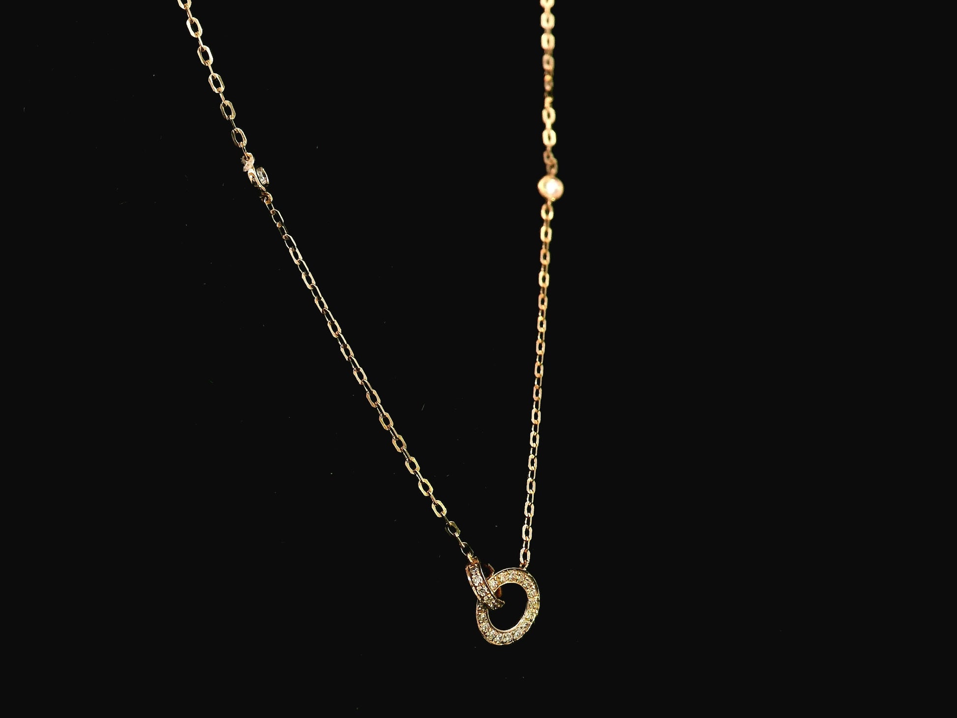 18K rose gold interlocking circle diamond necklace 0.22 carat with diamond chain accents – Emirates Diamonds