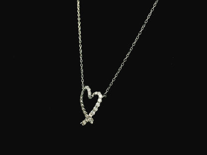 Diamond open heart pendant necklace in 18K white gold
