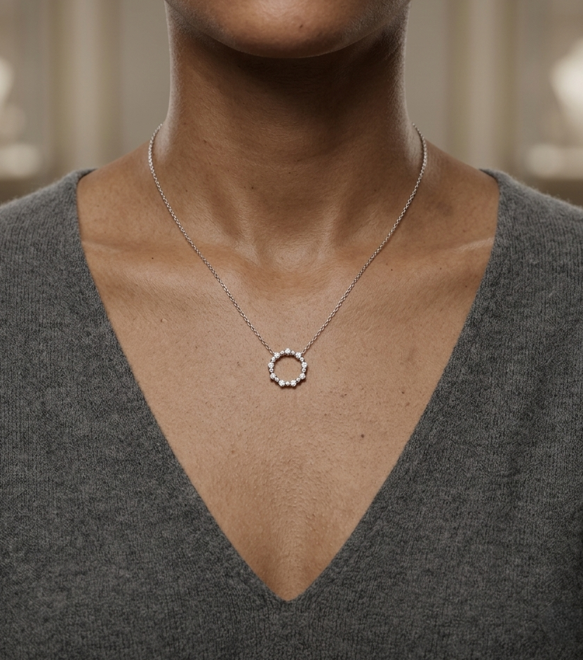 Diamond circle pendant necklace in 18K white gold with 0.33 carat natural diamonds