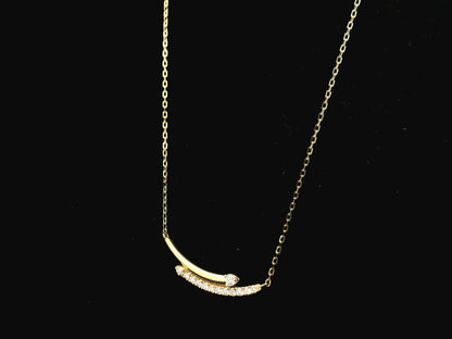 Diamond curve necklace in 18K yellow gold with 0.43 carat natural diamonds
