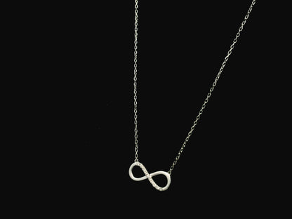 Diamond infinity necklace in 18K white gold with 0.05 carat natural diamonds