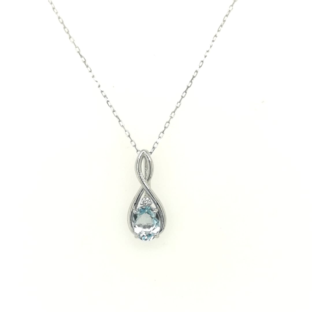 Aquamarine And Diamond Pendant In 18k White Gold.