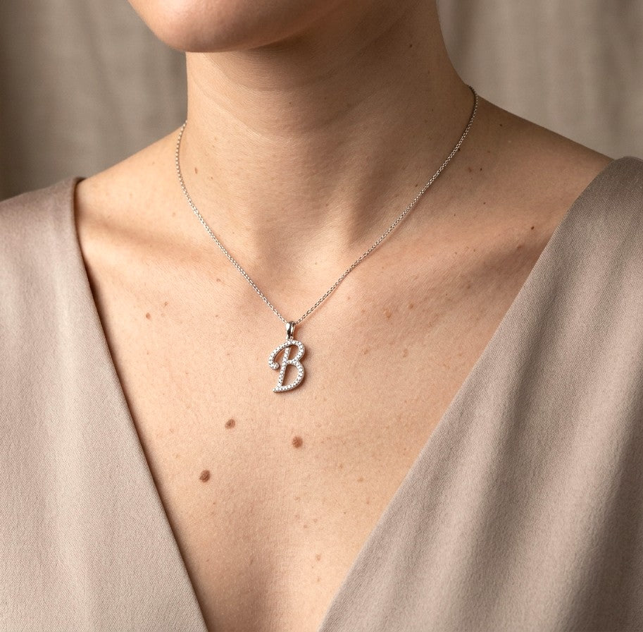 Diamond Initial B Alphabet Pendant In 18k Gold