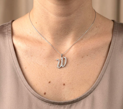 Diamond Initial W Alphabet Pendant In 18k Gold