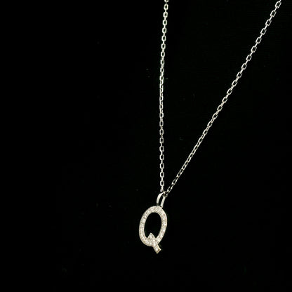 Diamond Initial Q Alphabet Pendant In 18k Gold