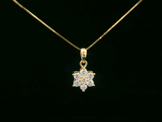 Floral diamond pendant in 18K yellow gold with round cut diamonds, 0.39 carat total weight