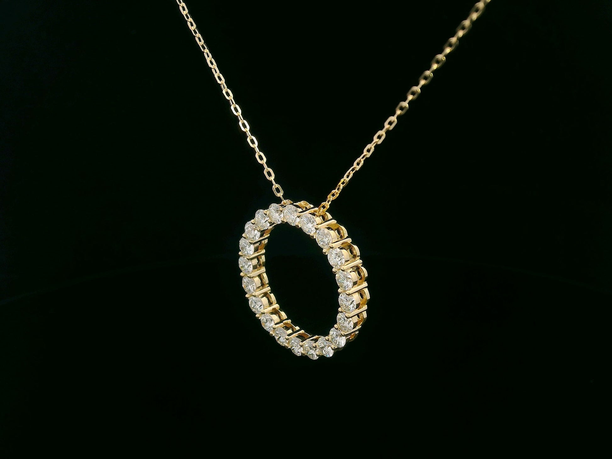 18K yellow gold open circle diamond pendant necklace with 1.74 carats of round diamonds and gold chain