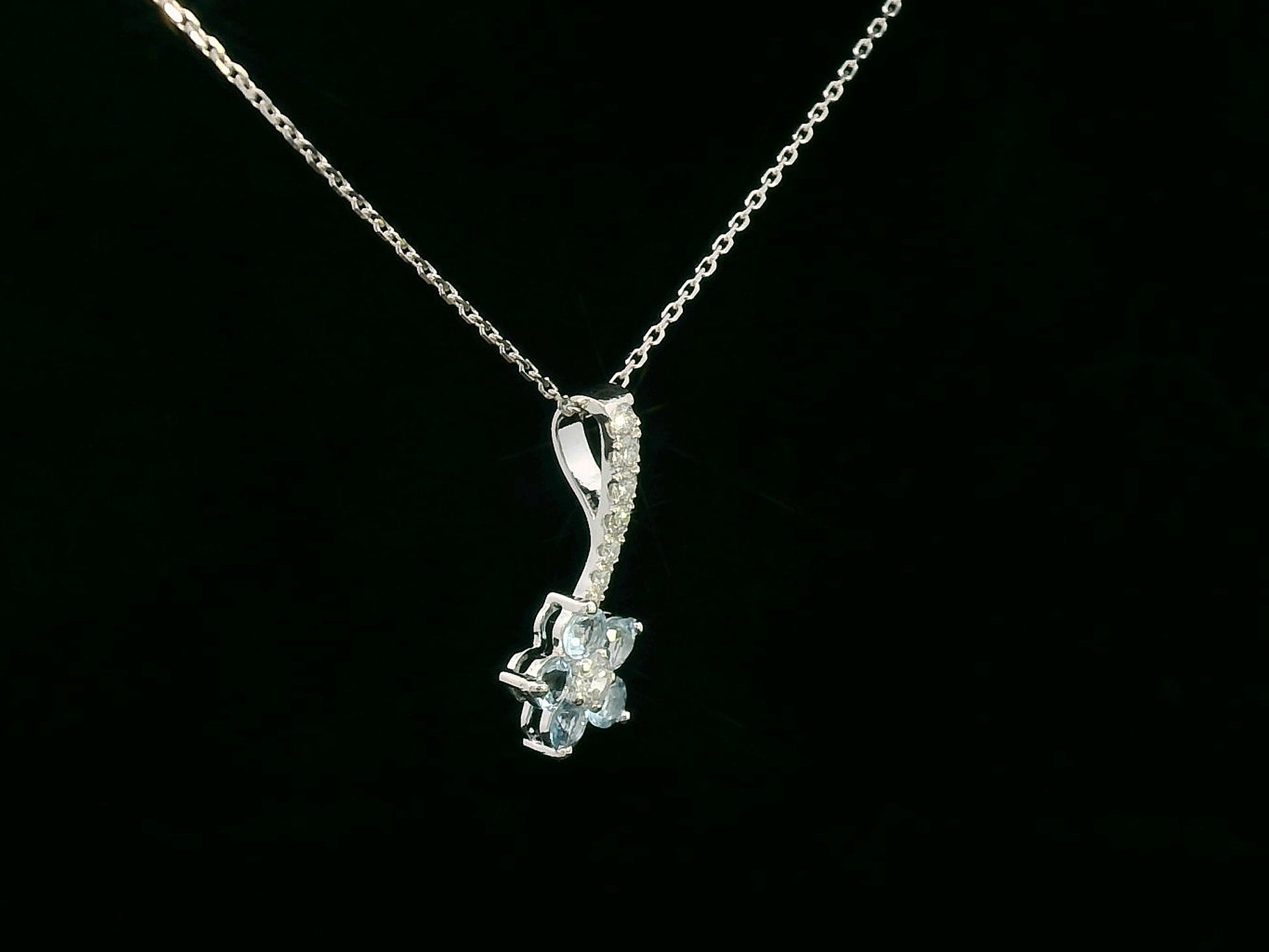 18K White Gold Floral Pendant with Aquamarines and Diamond Accents