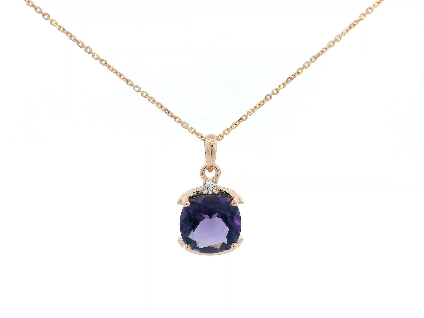 18K rose gold amethyst pendant with cushion-cut 3.66ct amethyst and 0.05ct diamonds.