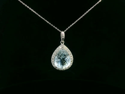 18k white gold pear aquamarine and diamond pendant – 5.28 CT gemstone,