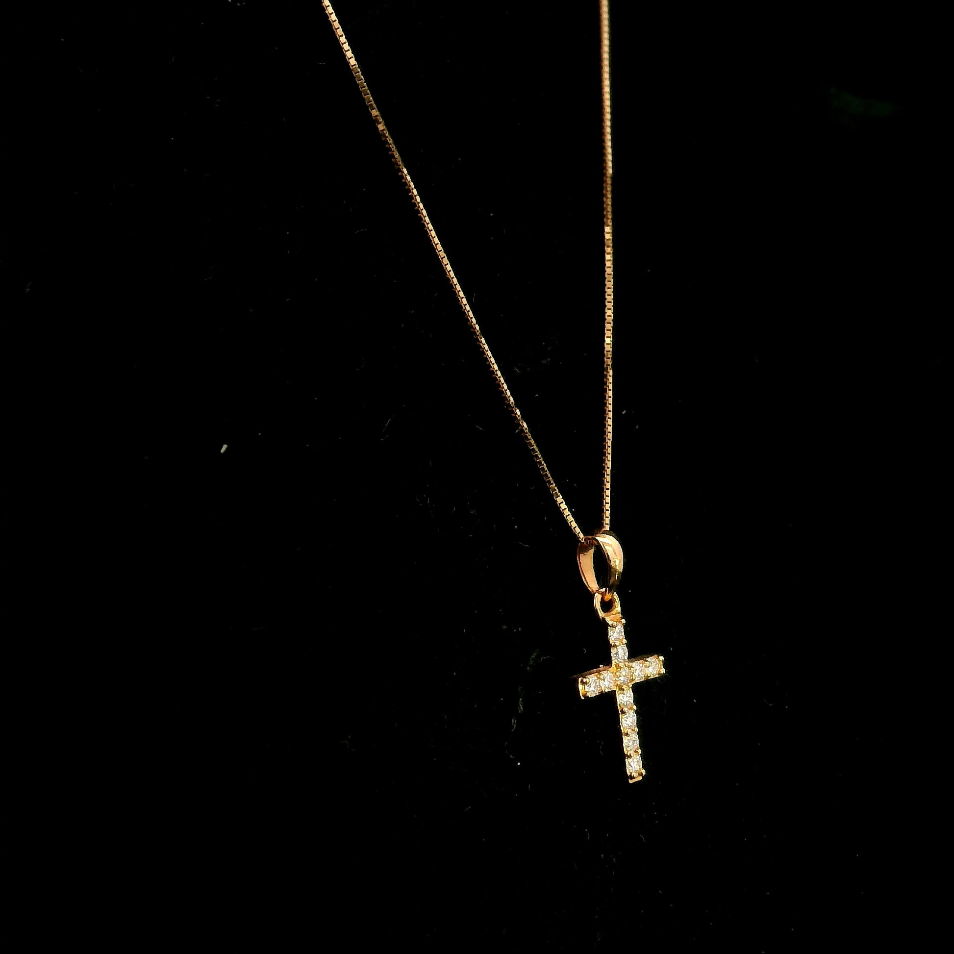 18K rose gold natural diamond cross pendant with round brilliant diamonds, classic Christian cross pendant, chain sold separately.