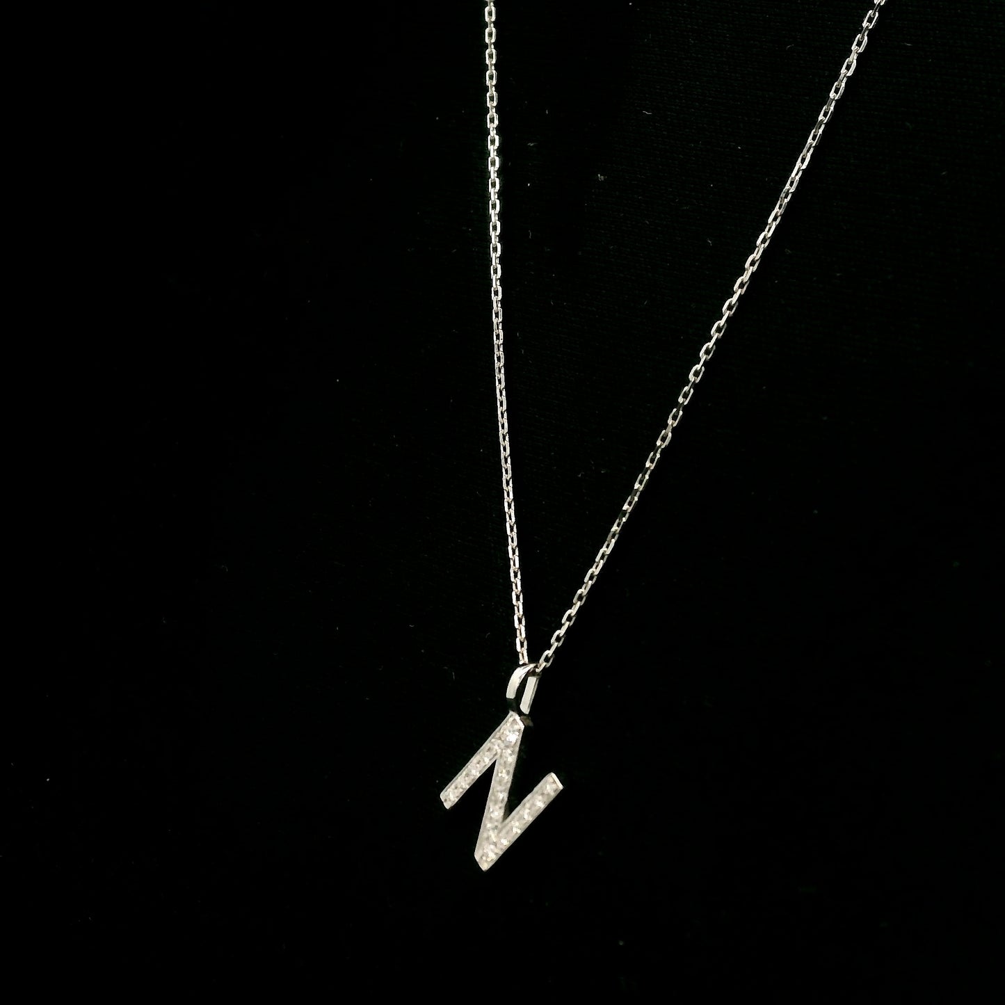 Diamond Initial N Alphabet Pendant In 18k Gold