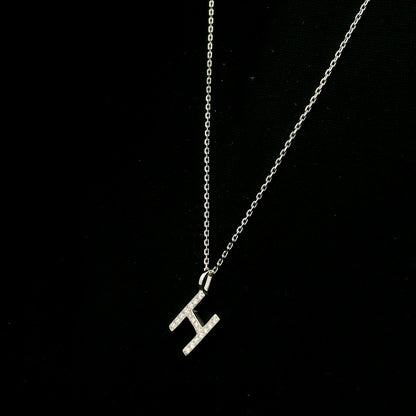 Diamond Initial H Alphabet Pendant In 18k Gold