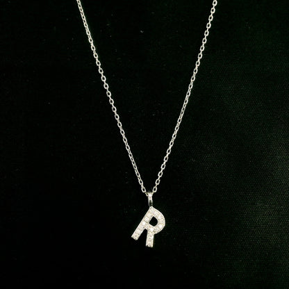 Diamond Initial R Alphabet Pendant In 18k Gold