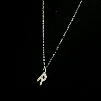 Diamond Initial R Alphabet Pendant In 18k Gold