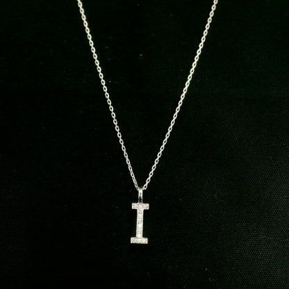 Diamond Initial I Alphabet Pendant In 18k Gold