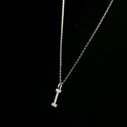 Diamond Initial I Alphabet Pendant In 18k Gold