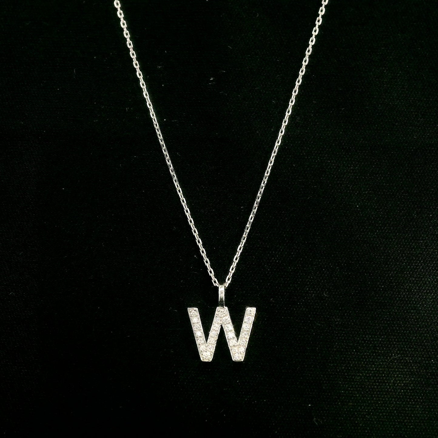 Diamond Initial W Alphabet Pendant In 18k Gold