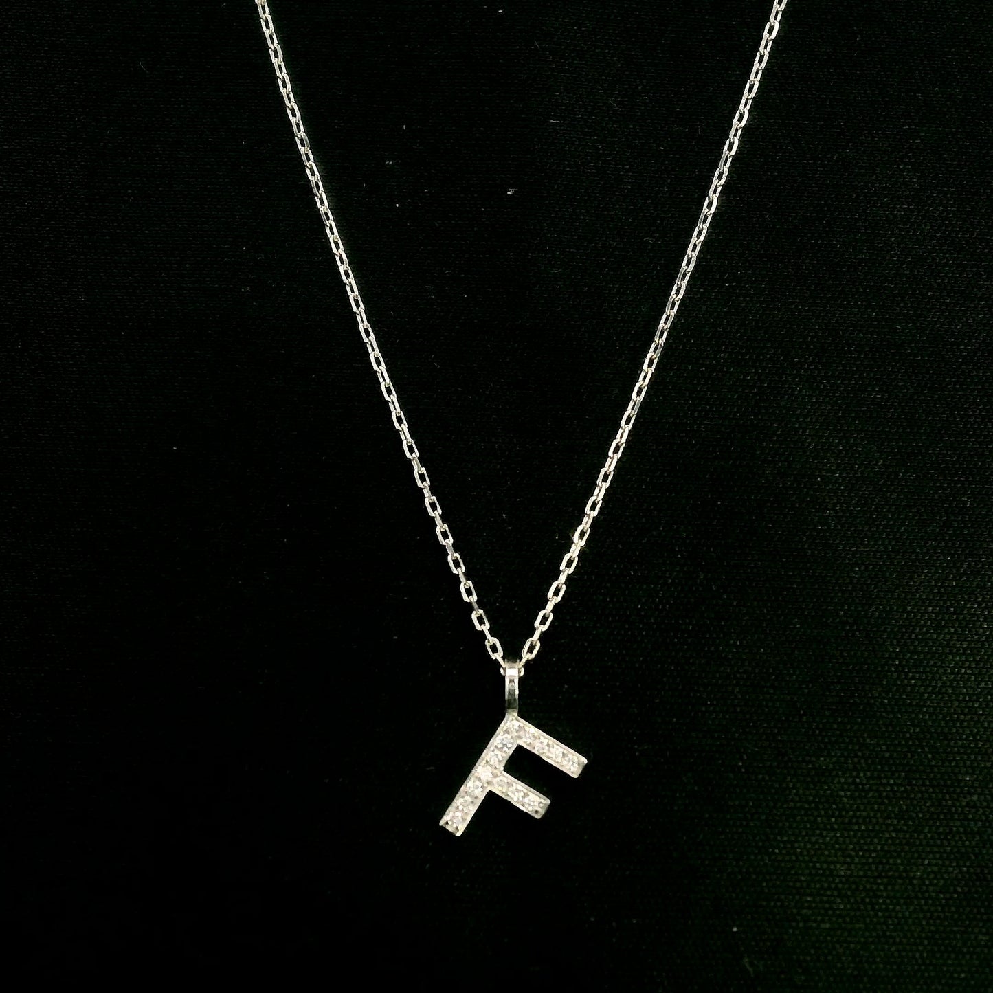 Diamond Initial F Alphabet Pendant In 18k Gold