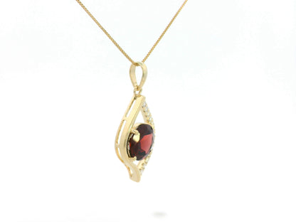 18k yellow gold pendant with 2.11ct round garnet & 0.12ct diamond accents – certified authenticity included