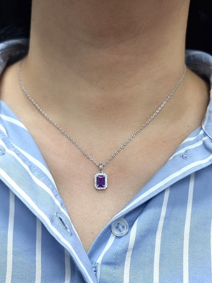 18k white gold pendant with 0.82ct emerald-cut amethyst & 0.13ct diamond halo – certified authenticity included