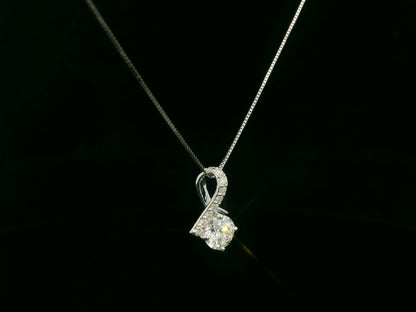 18K white gold diamond pendant with 0.58ct SI1 I-color center stone and 0.09ct accent diamonds – Emirates Diamonds