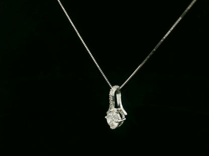 18K white gold diamond pendant with 0.58ct SI1 I-color center stone and 0.09ct accent diamonds – Emirates Diamonds