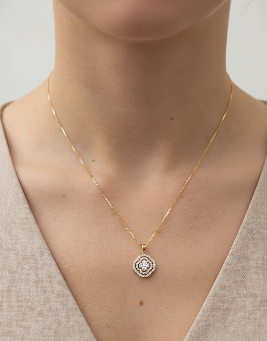 Diamond floral halo pendant necklace in 18K yellow gold – 0.50 carat diamonds – Emirates Diamonds